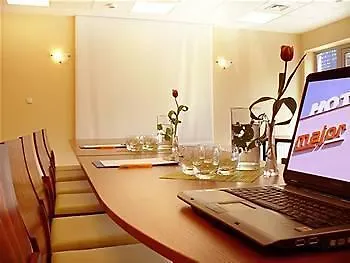 *** Hotel H6 Major Aparthotel Travel & Business, Free Parking Krakow Poland