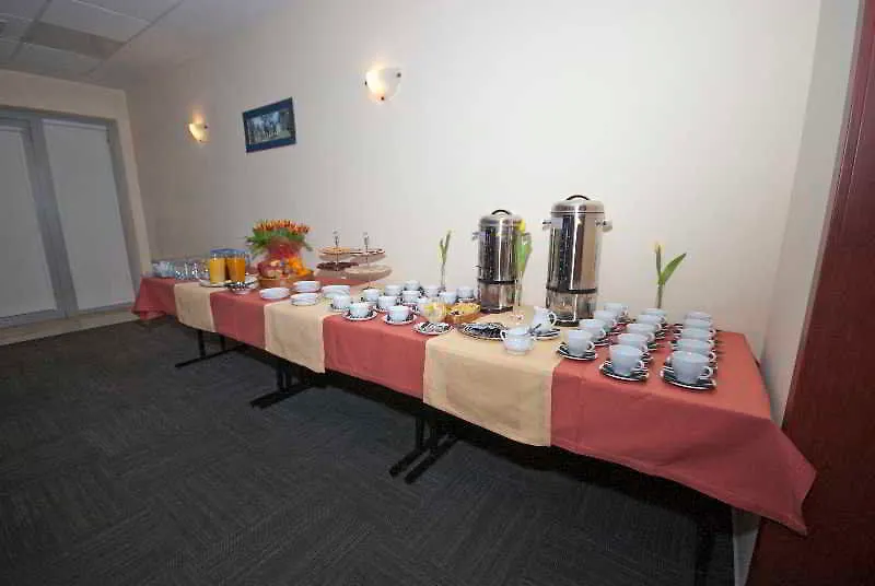 H6 Major Aparthotel Travel & Business, Free Parking Krakow Poland